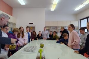 IMG_20251013_112459537_HDR IMG_20251013_112459537_HDR