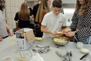 ab38aa41-5c16-4a06-b37a-30c689b876ab