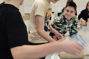 acb3befd-b93e-4520-84e7-eee33d5ccd0d