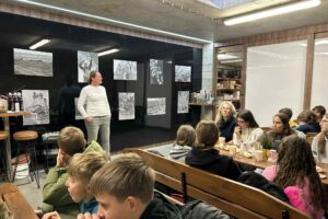 ef6f3c9c-730c-4a30-bc93-21107a51918c